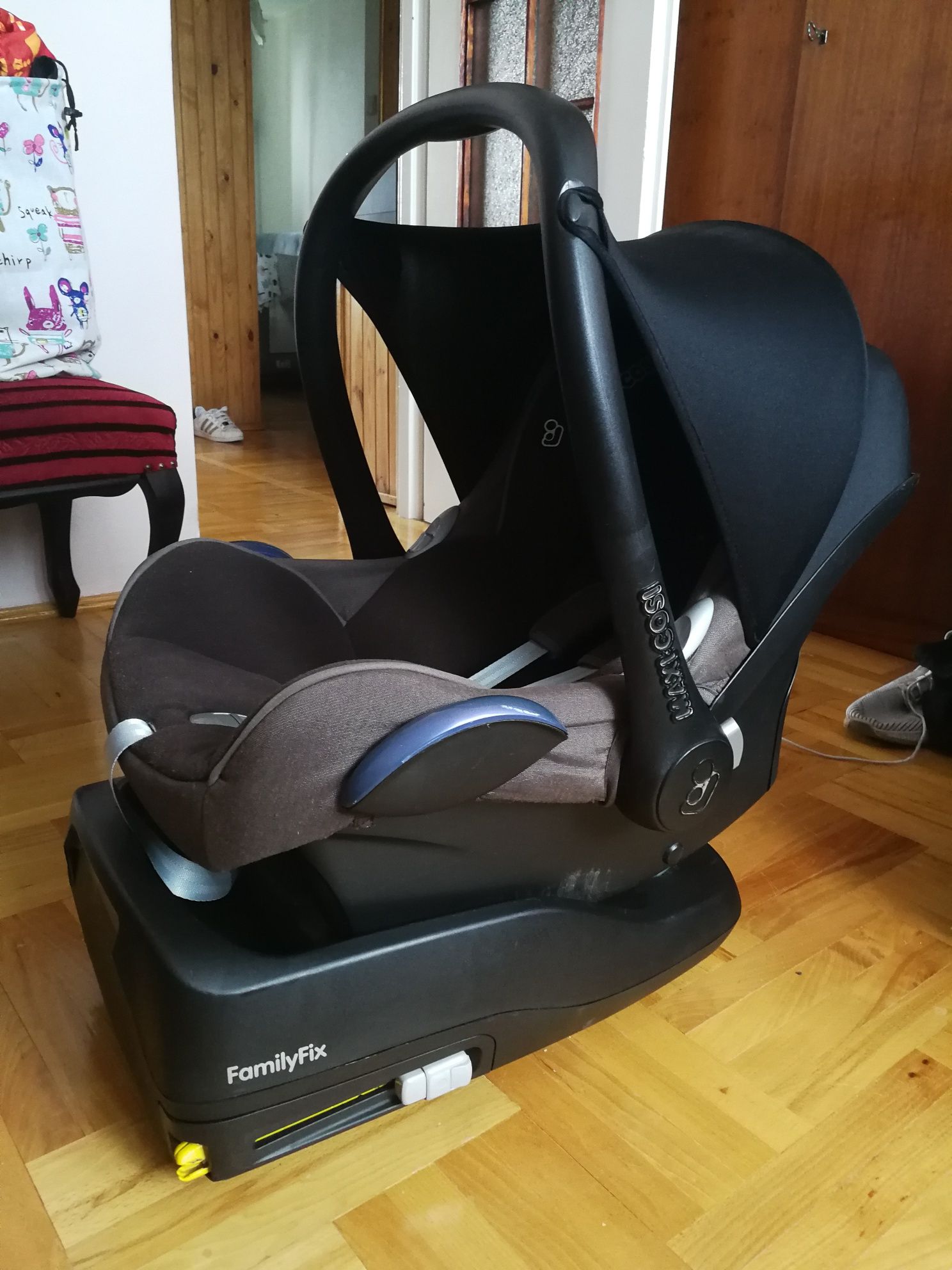 Fotelik maxi cosi cabrio fix + baza family fix