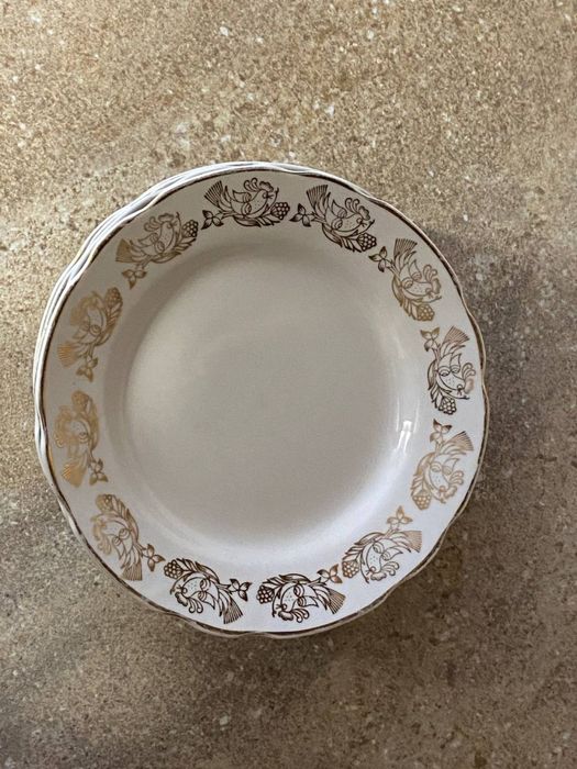 Талілка, посуд, миски