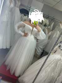 Весільне плаття б