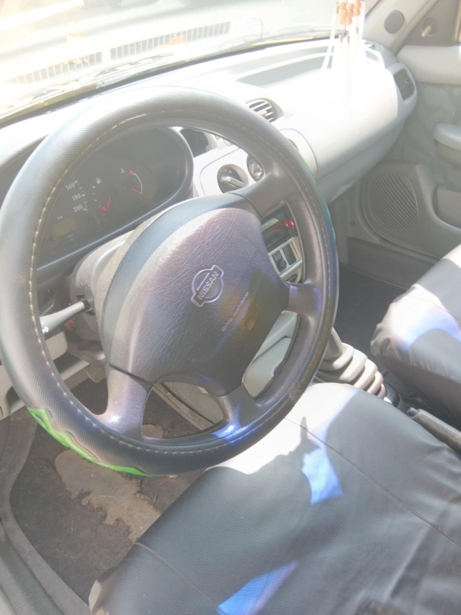 Nissan Micra para venda