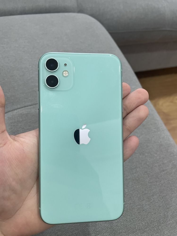 iPhone 11    64GB  c/caixa  COMO NOVO