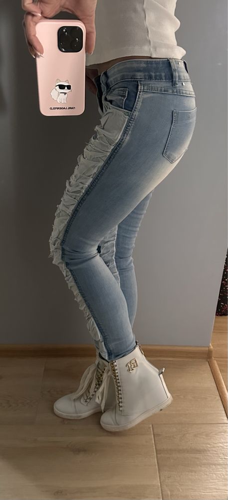 Spodnie Jeansy przecierane dziury / Rozm. S