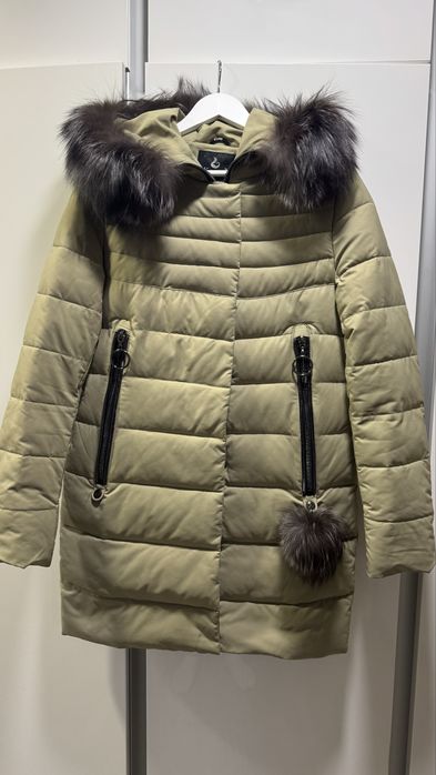 Жіноча зимова куртка,пальто