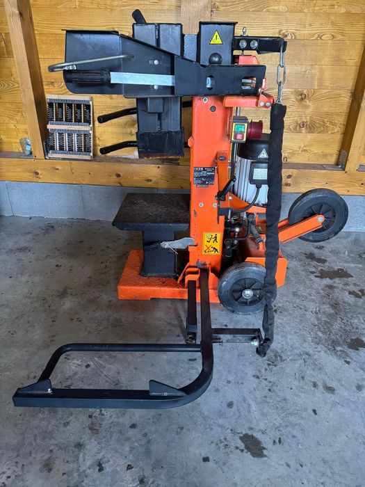 Łuparka do drewna Scheppach 15 ton .