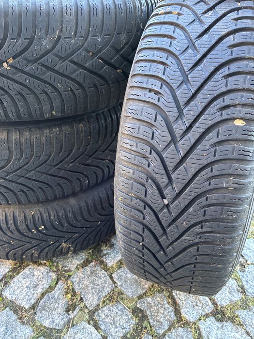 Komplet kol zimowych 185/60/15 Skoda Fabia 3 VW Seat