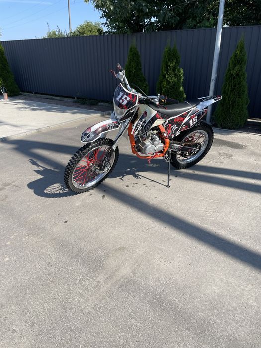 Продам мотоцикл ендуро Kayo Кайо к2 250