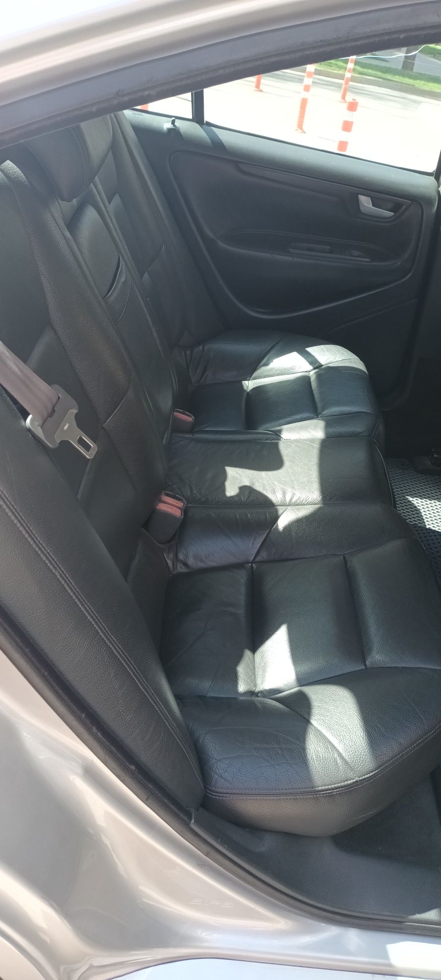 Продам Volvo S60 2.4T