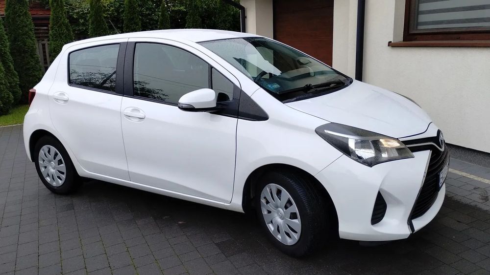 Toyota Yaris YARIS salon PL, mały przebieg, lakier i szyby fabryczne, bezwypadkowy