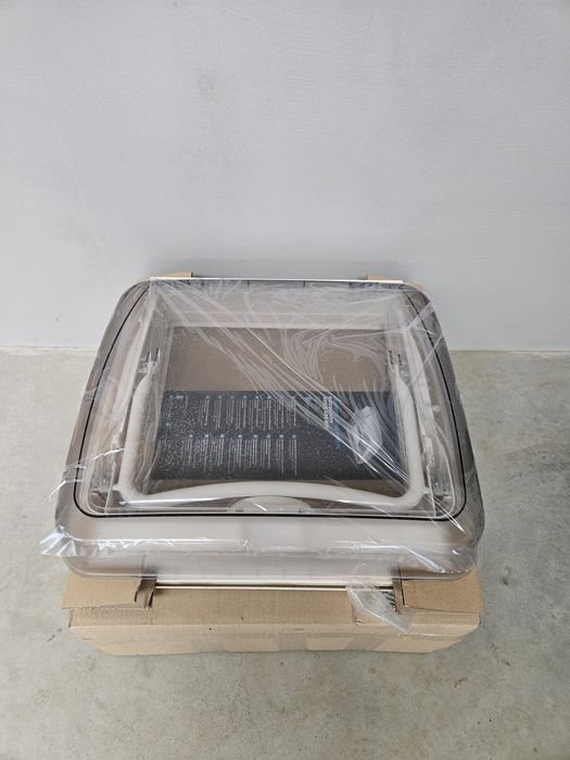 Okno dachowe dometic mini heki fl 40×40