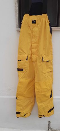 Mans XM Yachting wet weather sailing Suit.