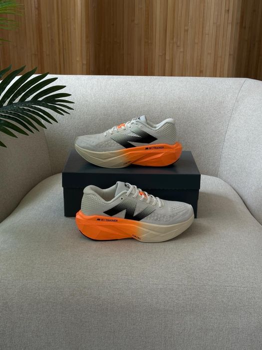 Кросівки New Balance FuelCell Supercomp Elite V4 White/Orange (41-45)