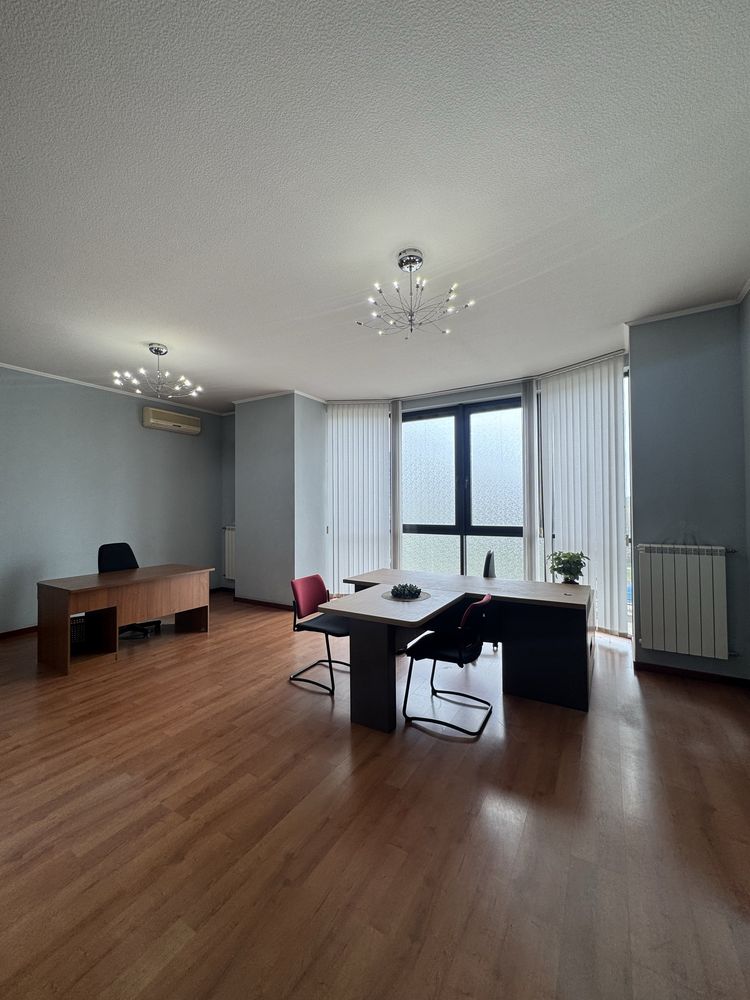 Сдам Офис 126м2 П.Поле, ЖК Азарин, пер. Отакара Яроша,16Б