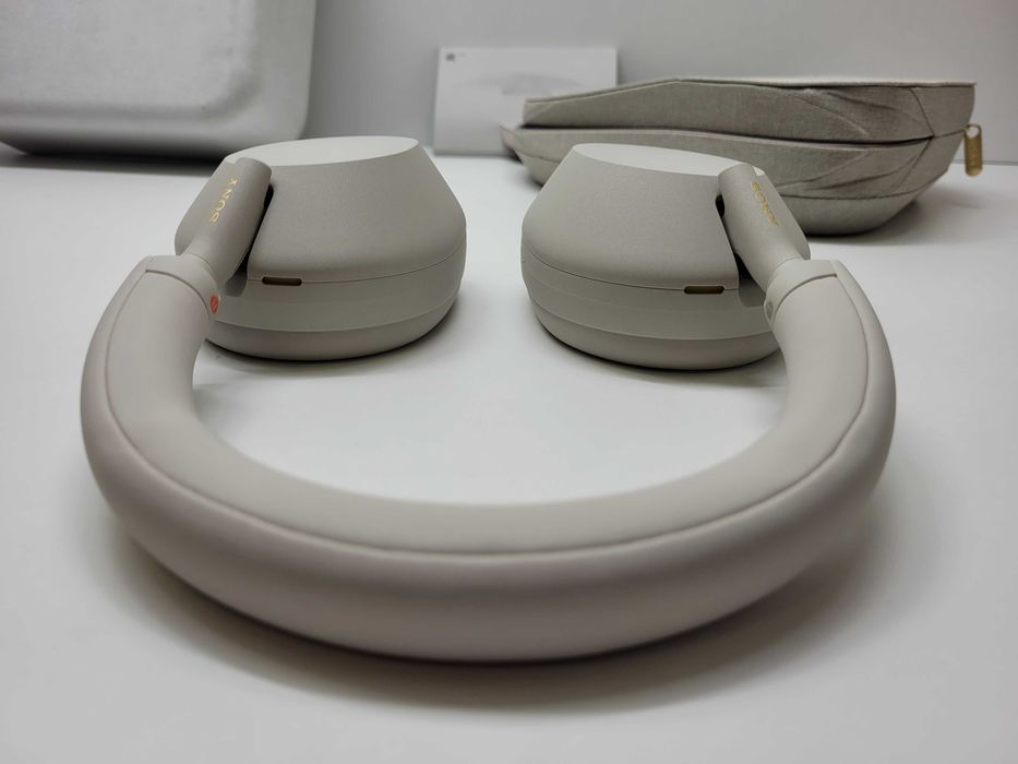 Słuchawki bezprzewodowe nauszne Sony WH-1000XM5