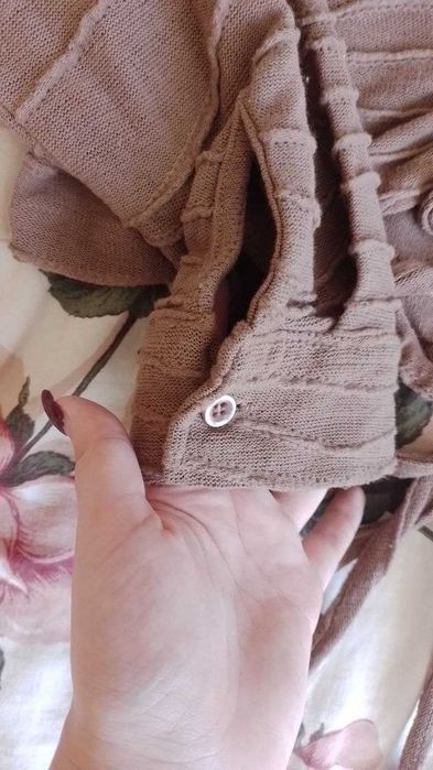 Продам кофтинку PLT , Prettylittlething.