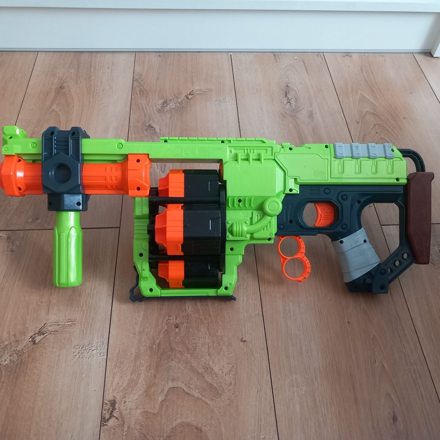 Pistolet NERF Doominator Zombie