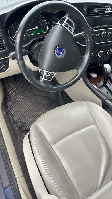 Продам свій авто Saab 9-3