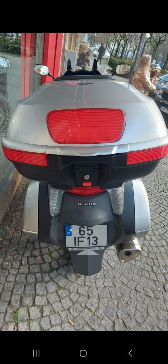 HONDA NT700 Deauville (2009)