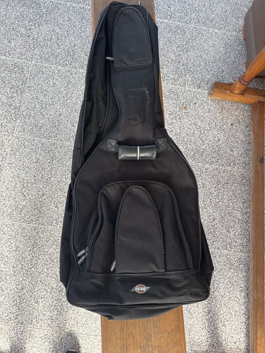 Violao em otimo estado