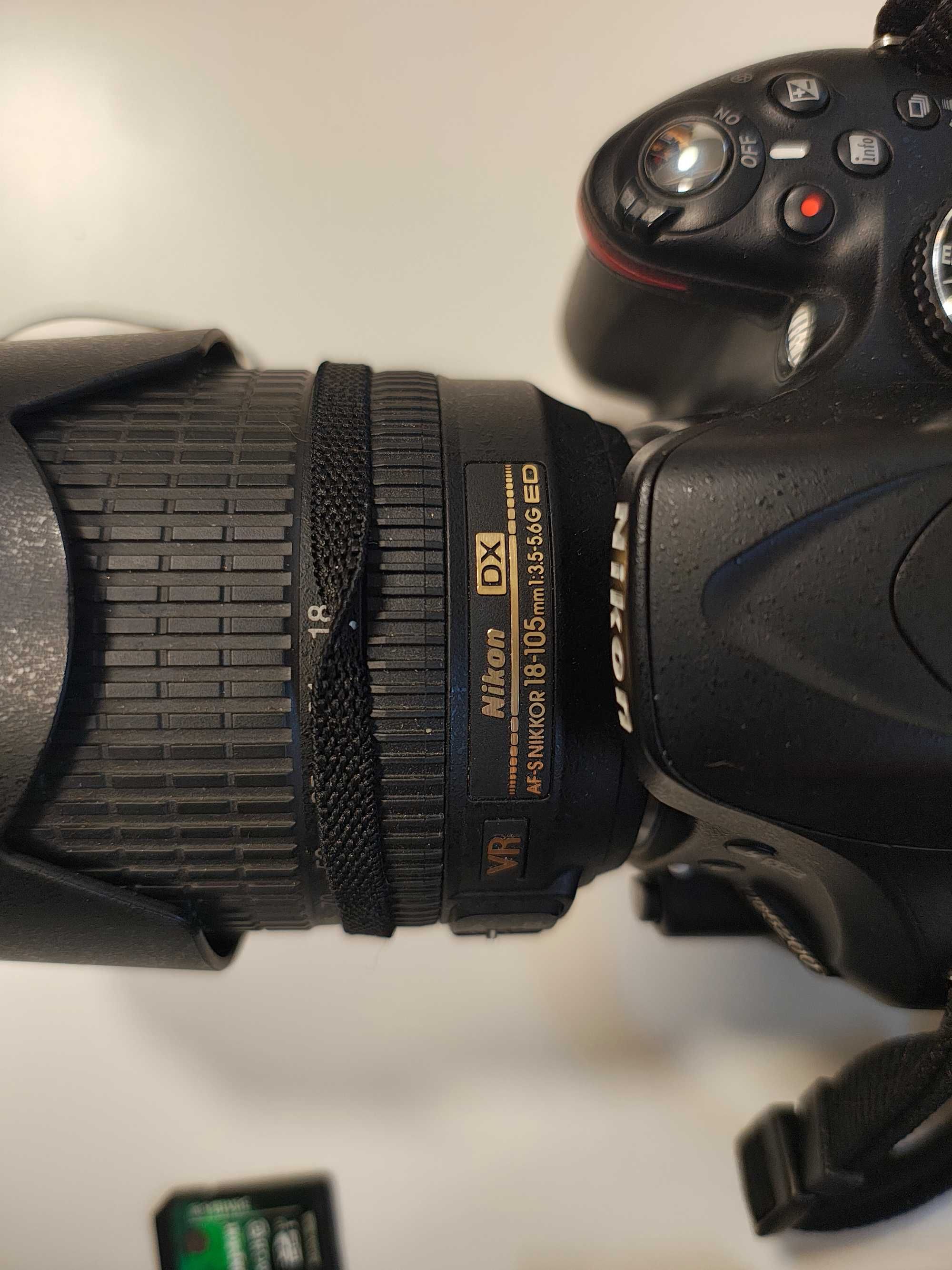 Nikon D5200 + Nikkor AF-S VR 18-105mm bardzo mały przebieg!