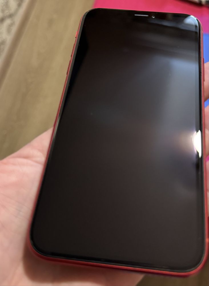 Apple iPhone XR -  product RED 64Gb newerlock
