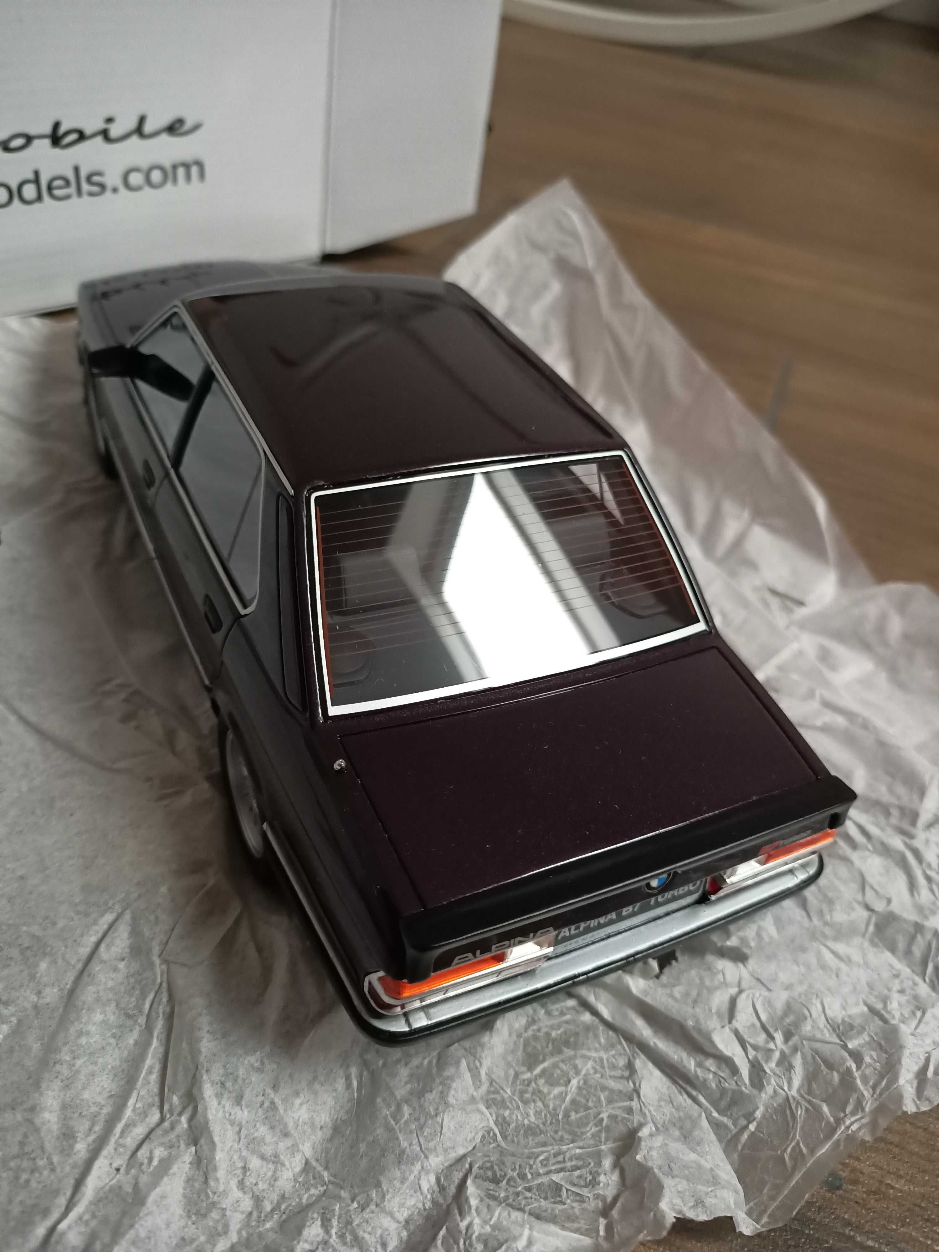 Model OTTO Mobile 1:18 BMW ALPINA E28 B7 TURBO OT152 1/18