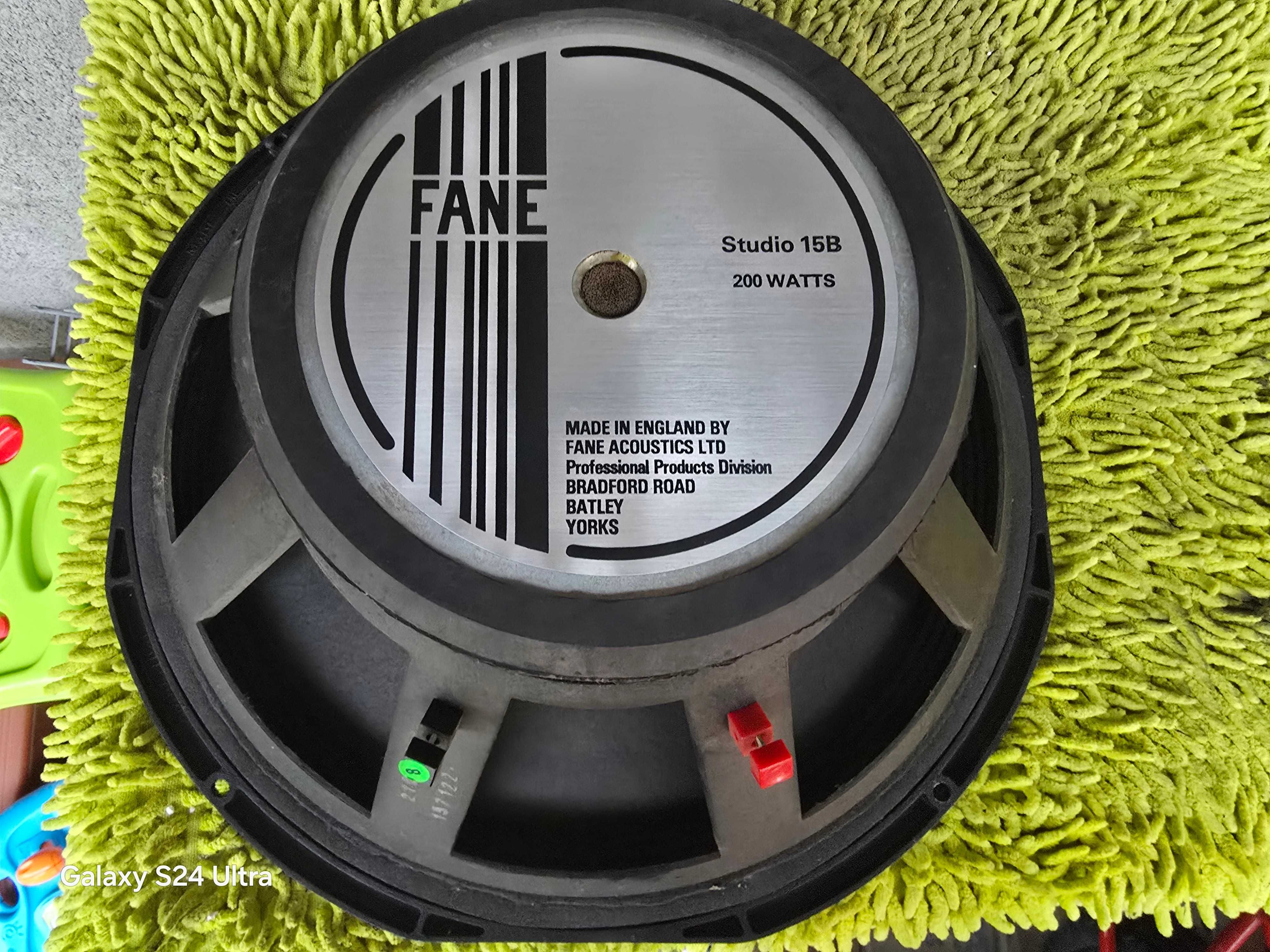 głośnik basowy 15cali 200w 8ohm fane z laney