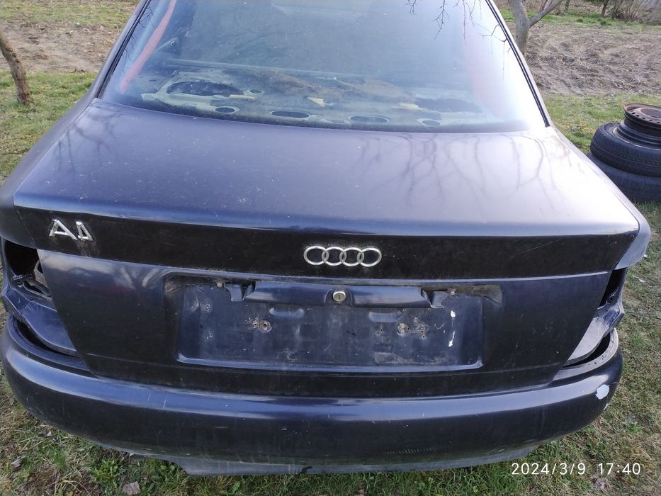 Продам Кришку багажника Ауді а4б5