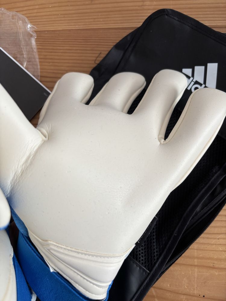 Воротарські перчатки Adidas оригінал розмір 10