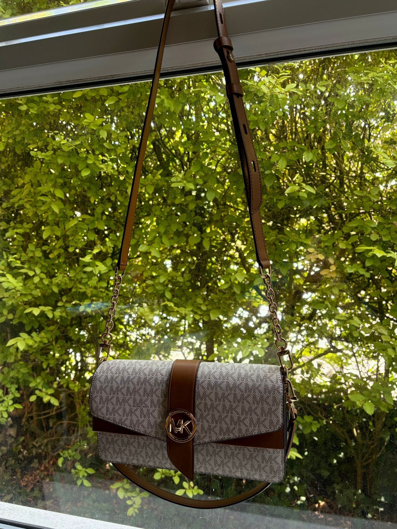 Mala Michael Kors