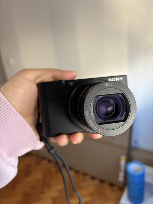 Máquina Fotográfica Compacta Sony Cyber-shot DSC-RX100 Mark V