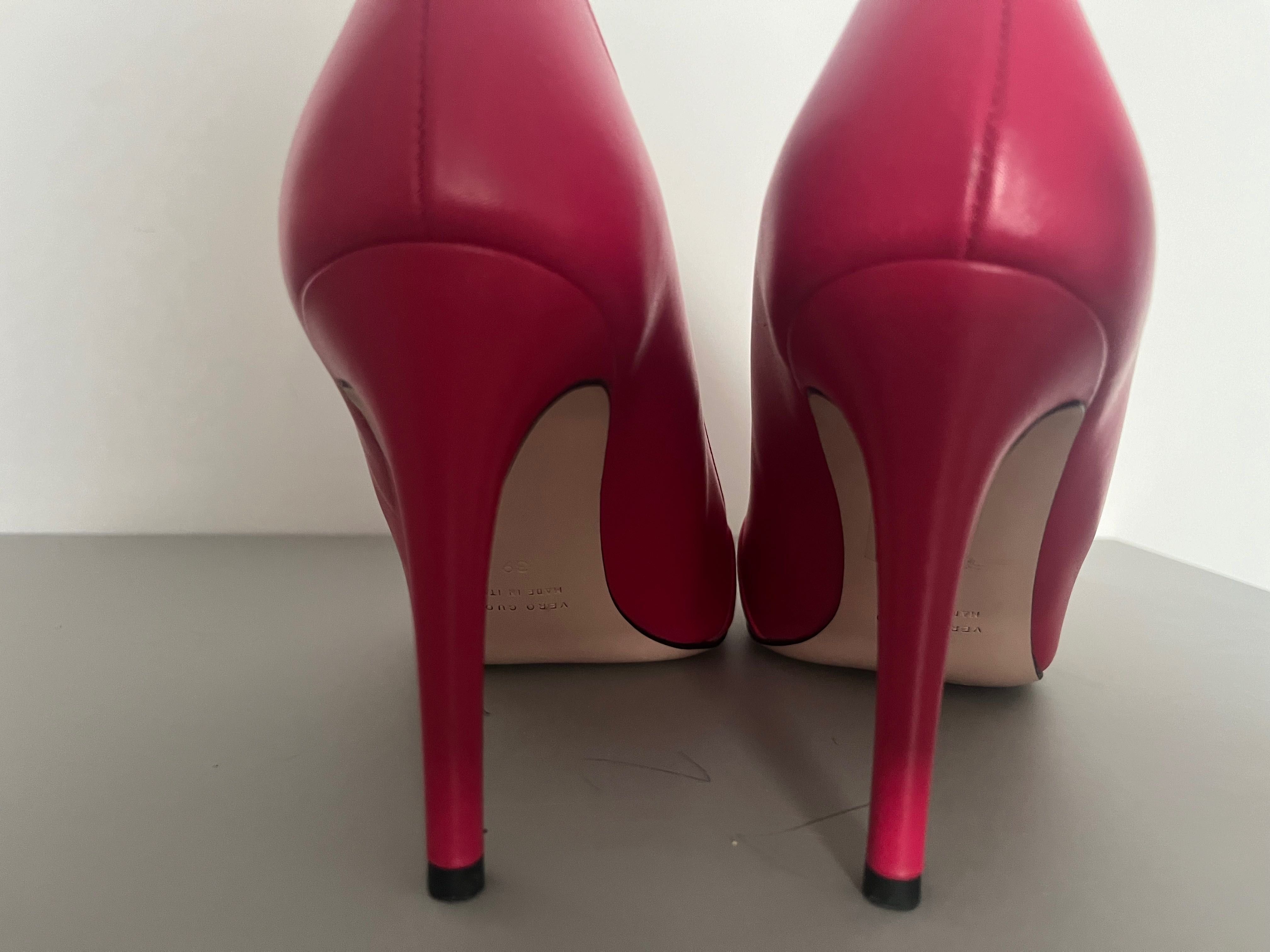 Szpilki Red Valentino