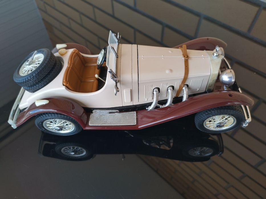 Mercedes Benz SSKL (1930] - Miniatura 1/18 Bburago