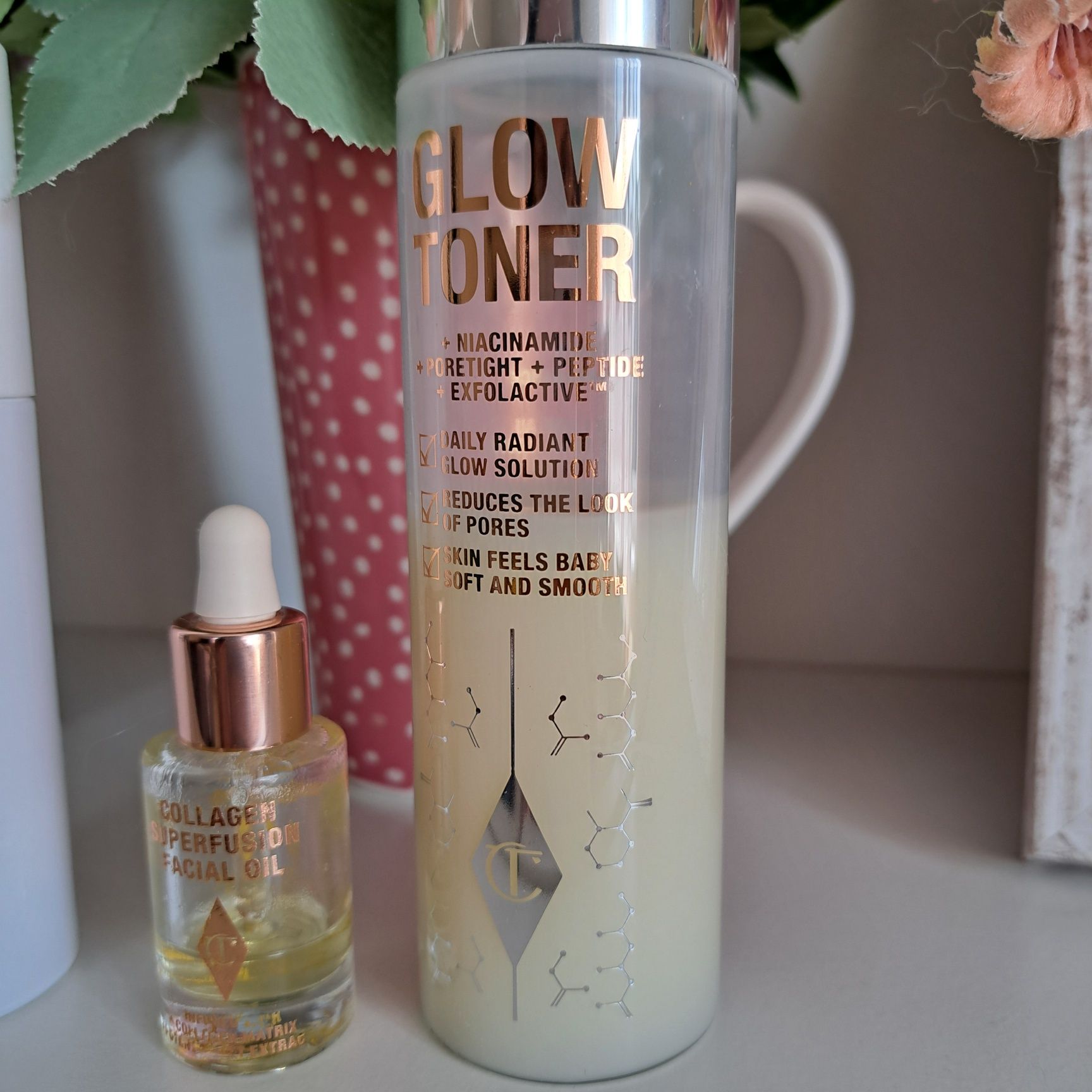 Charlotte Tilbury pielęgnacja Magic Cream Glow Toner Collagen Oil