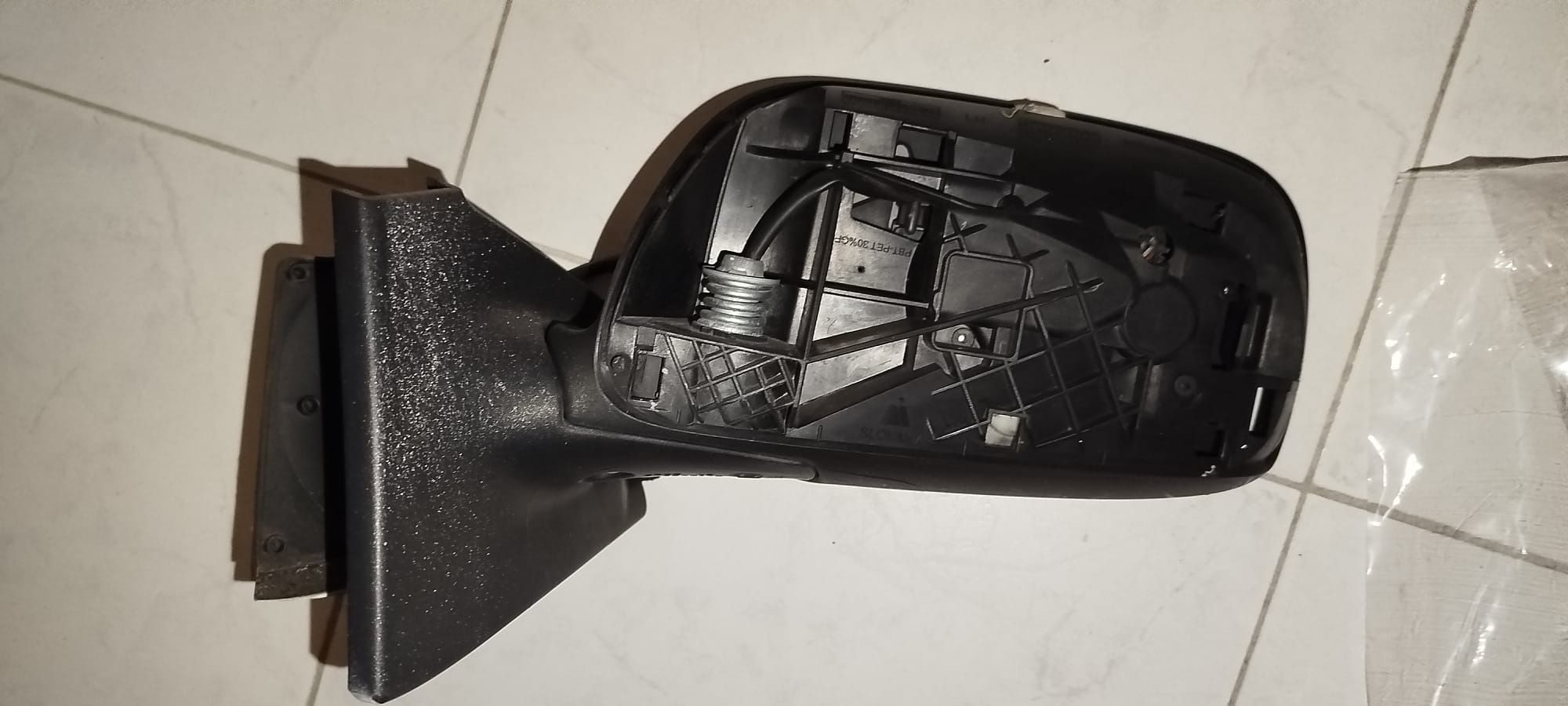 TOYOTA YARIS - Espelho Esquerdo (sem cobertura)
