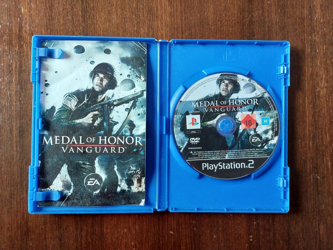 Playsation 2 - jogo " MEDAL OF HONOR VANGUARD"