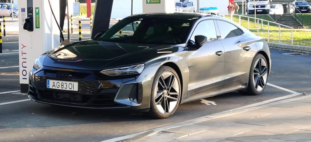 Audi RS e-tron GT quattro