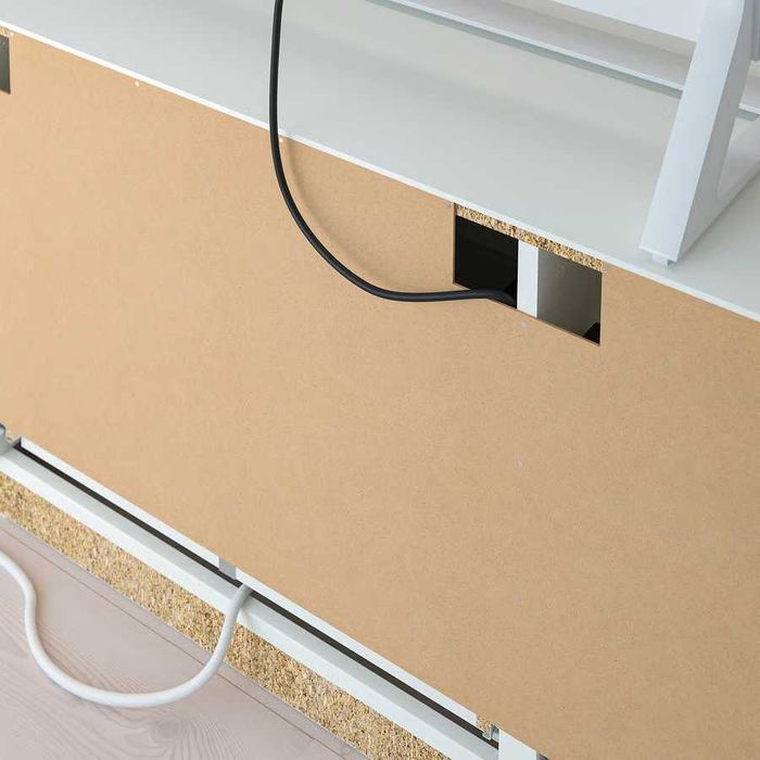 Móvel de TV Moderno, Prático e em Ótimo Estado!