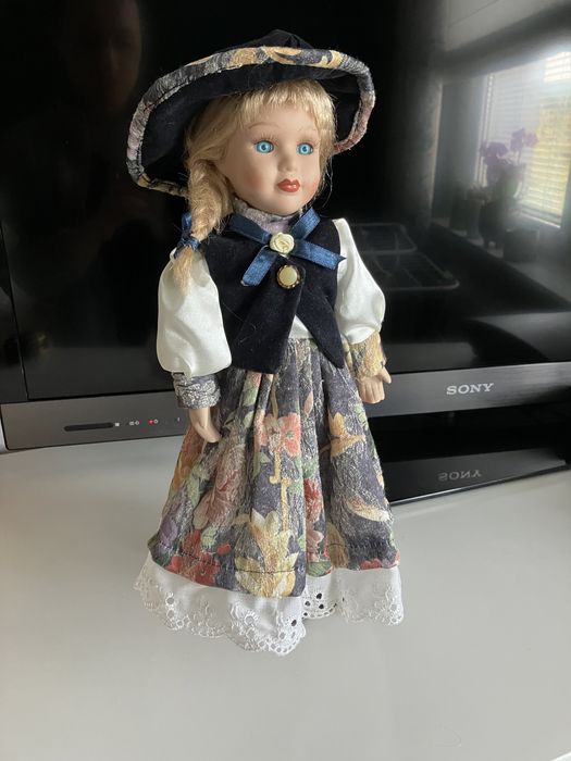 Lalka vintage porcelanowa