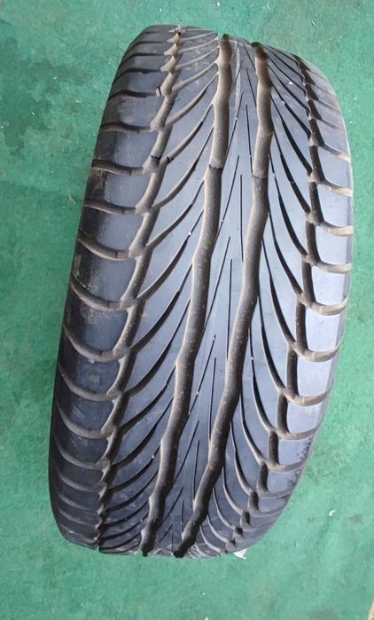 Opona Bravuris Barum 205/55R15 88V 1-szt