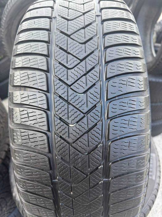 Шини Б/У 225/55 R18 Pirelli