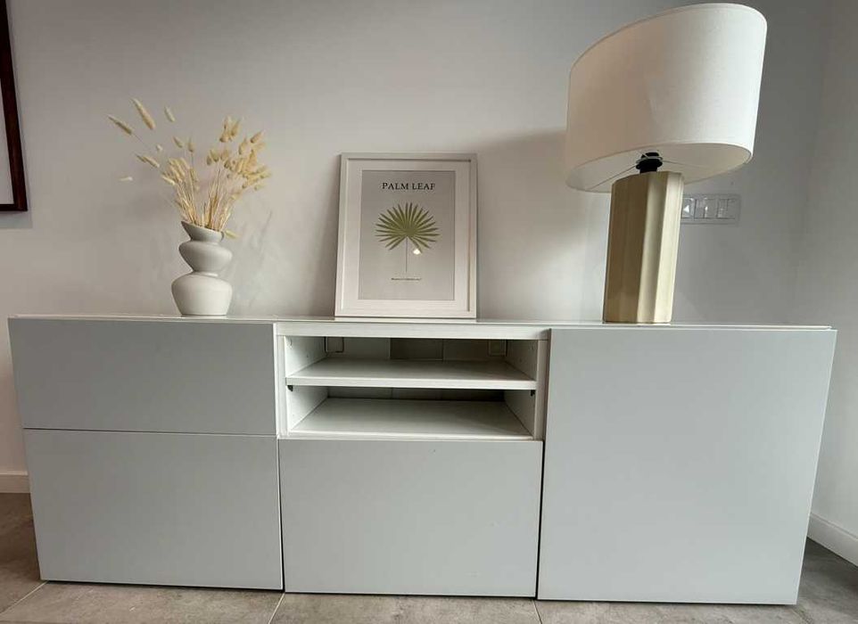 Móvel de Arrumação Multi-uso