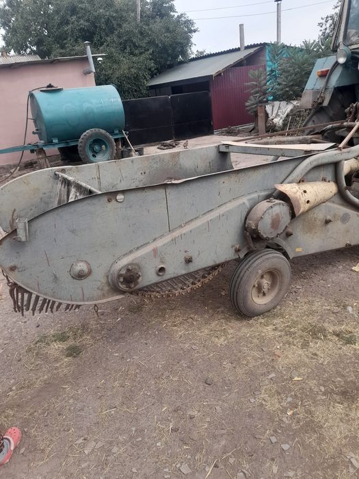 Картоплекопалка польська навісна