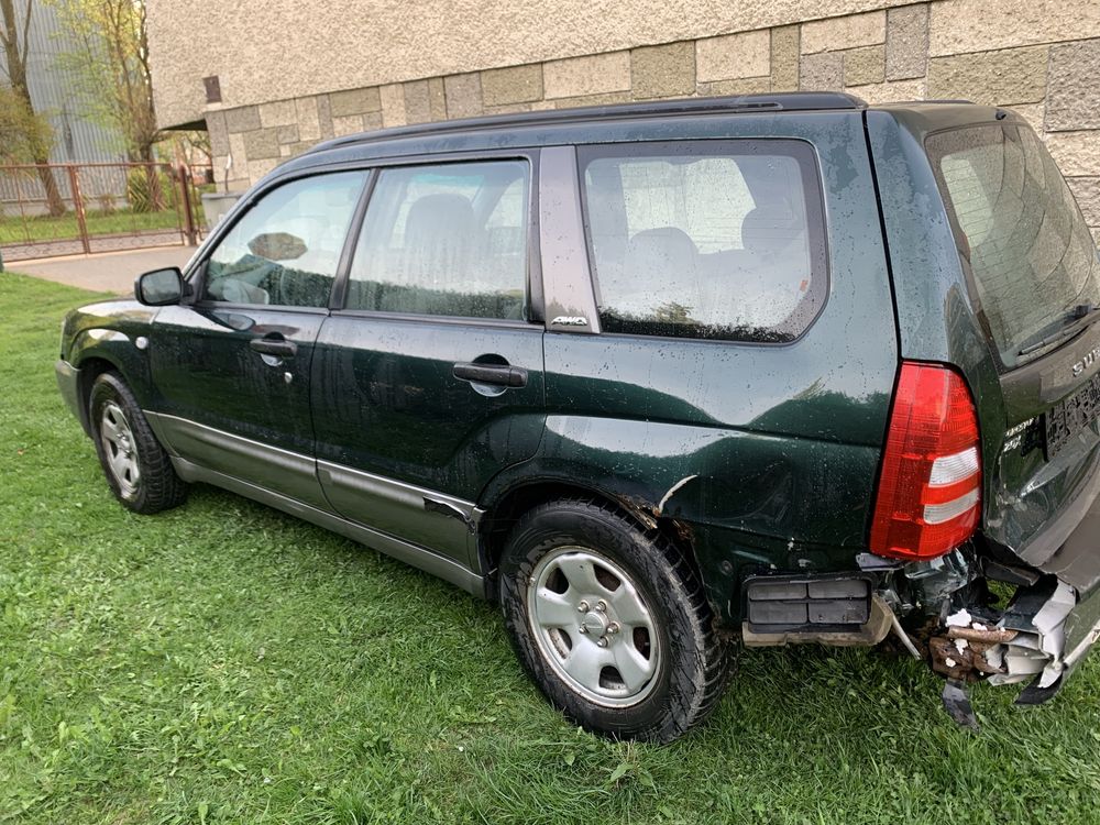 Subaru Forester 2.0 benzyna 125ps. Automat