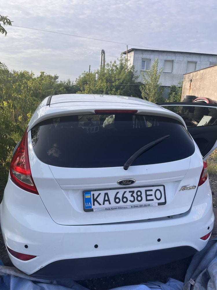 Авто Ford Fiesta