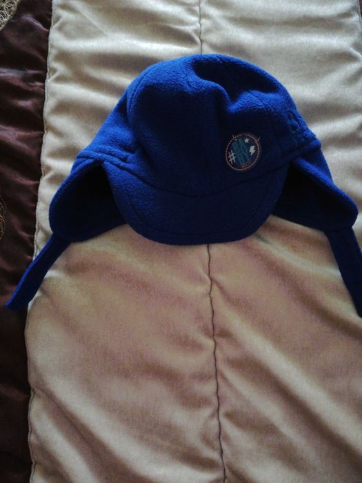 Boné tapa orelhas para bebé