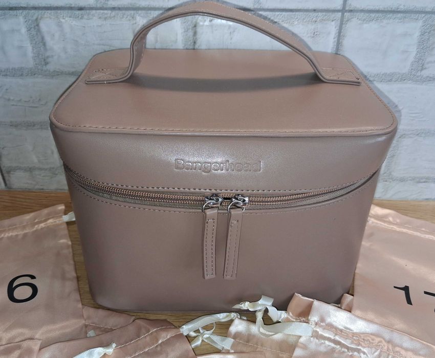 Kosmetyczka Kuferek BANGERHEAD Kalendarz Adwentowy Woreczki + Gratisy