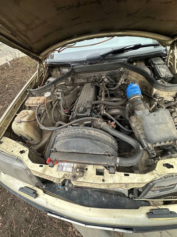 Mercedes 124 2.3