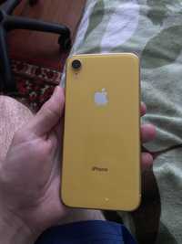 Iphone Xr в жовтому кольорі