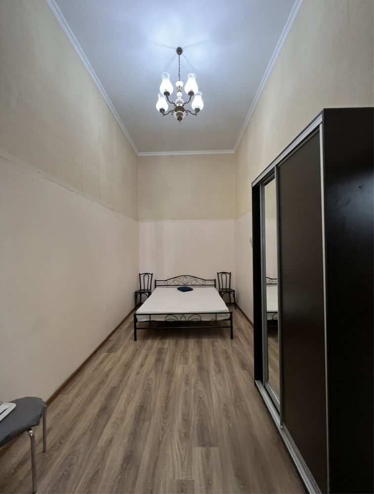 Продам двухуровневую квартиру в Центре Одессы за 38 т дол