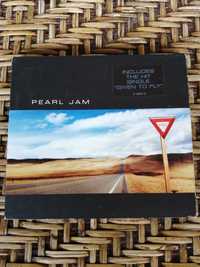 CD Yield, Pearl Jam